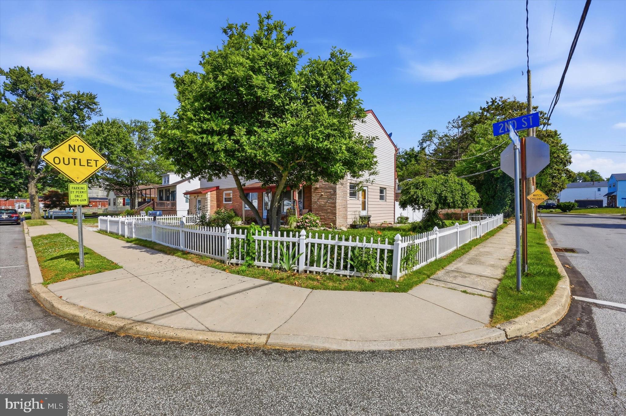 505 W 2ND STREET