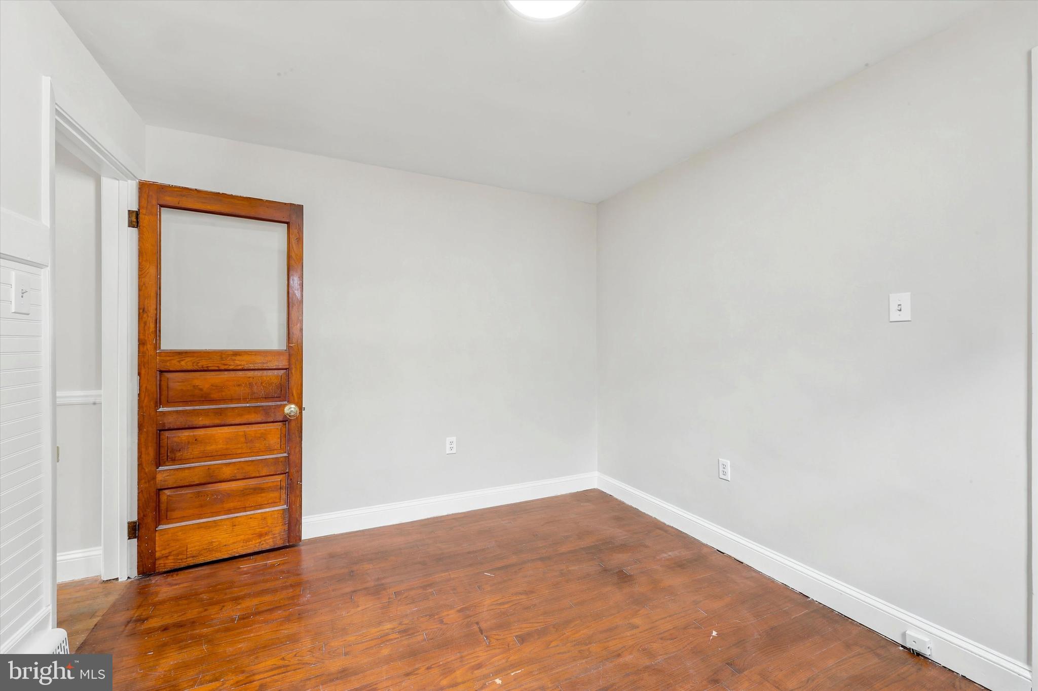 505 W 2ND STREET
