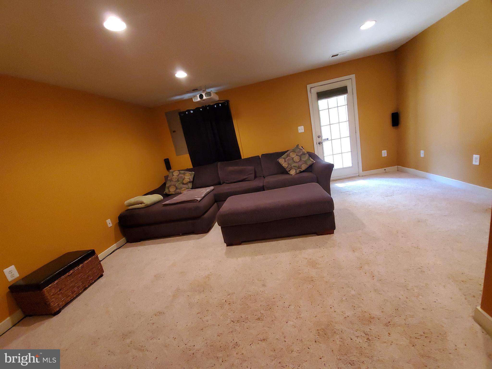 DALE CITY - Residential