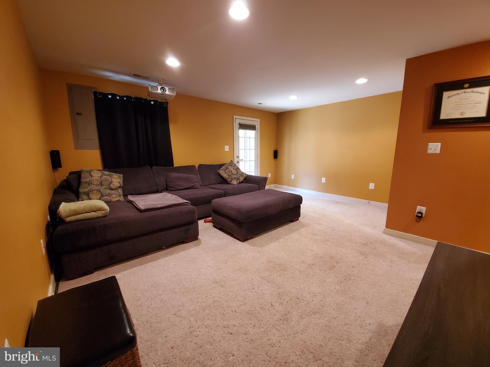 DALE CITY - Residential