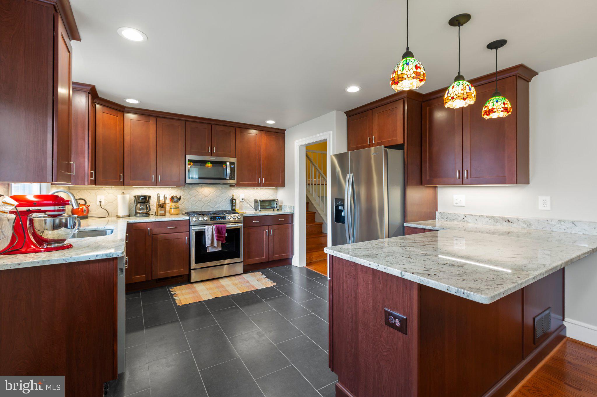 COLLEGE HEIGHTS - Residential Lease