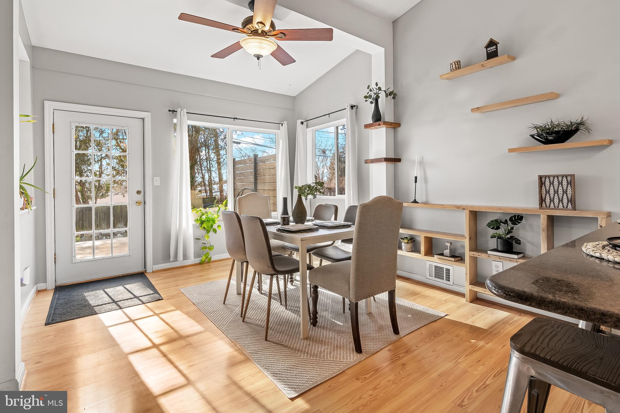 SUMMIT PARK - Residential