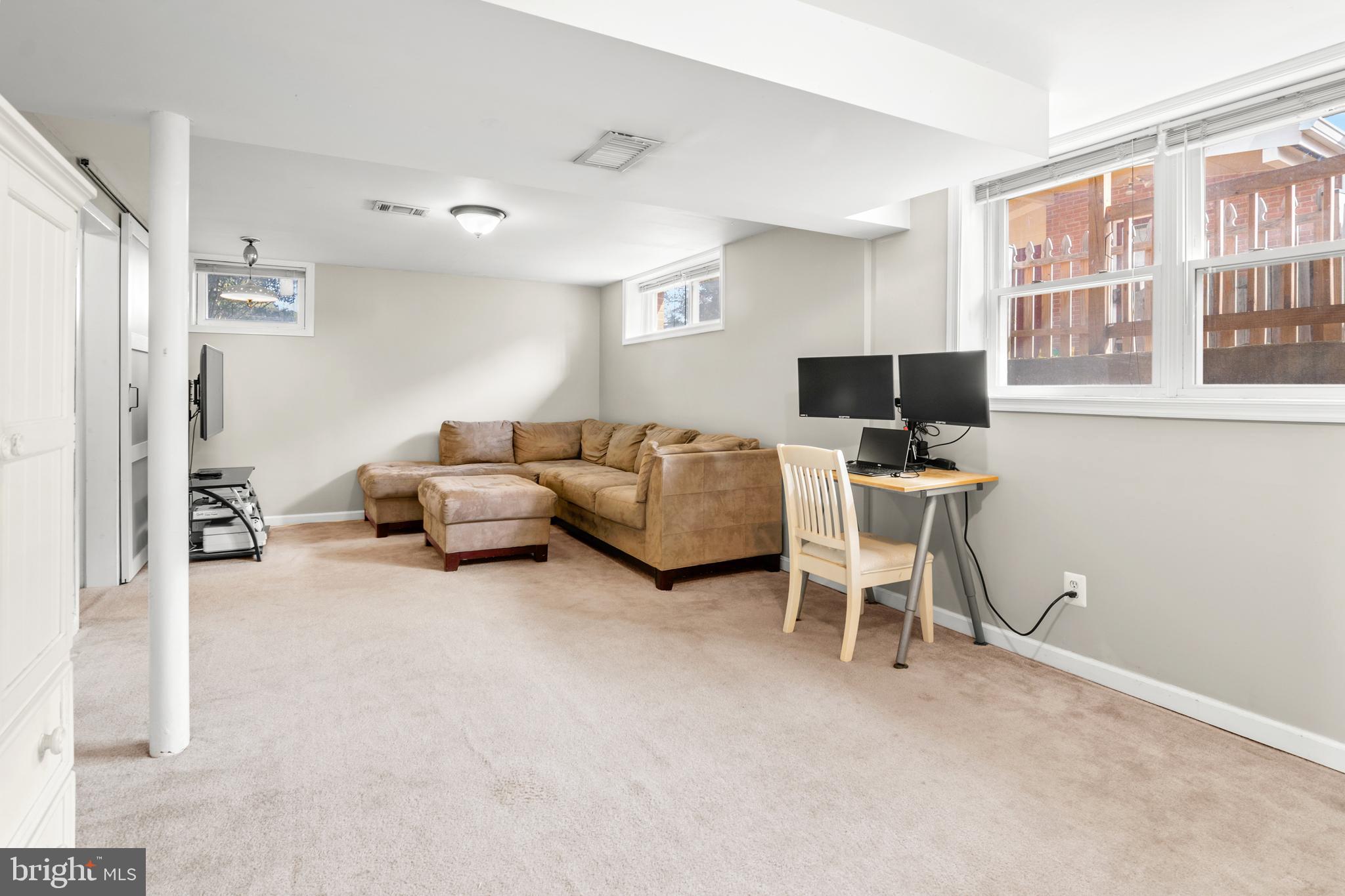 SUMMIT PARK - Residential