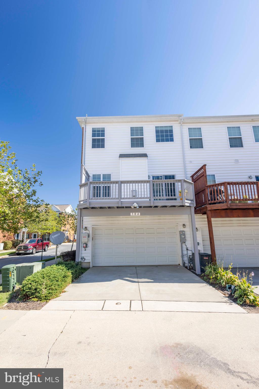 WASHINGTON VILLAGE - Residential Lease