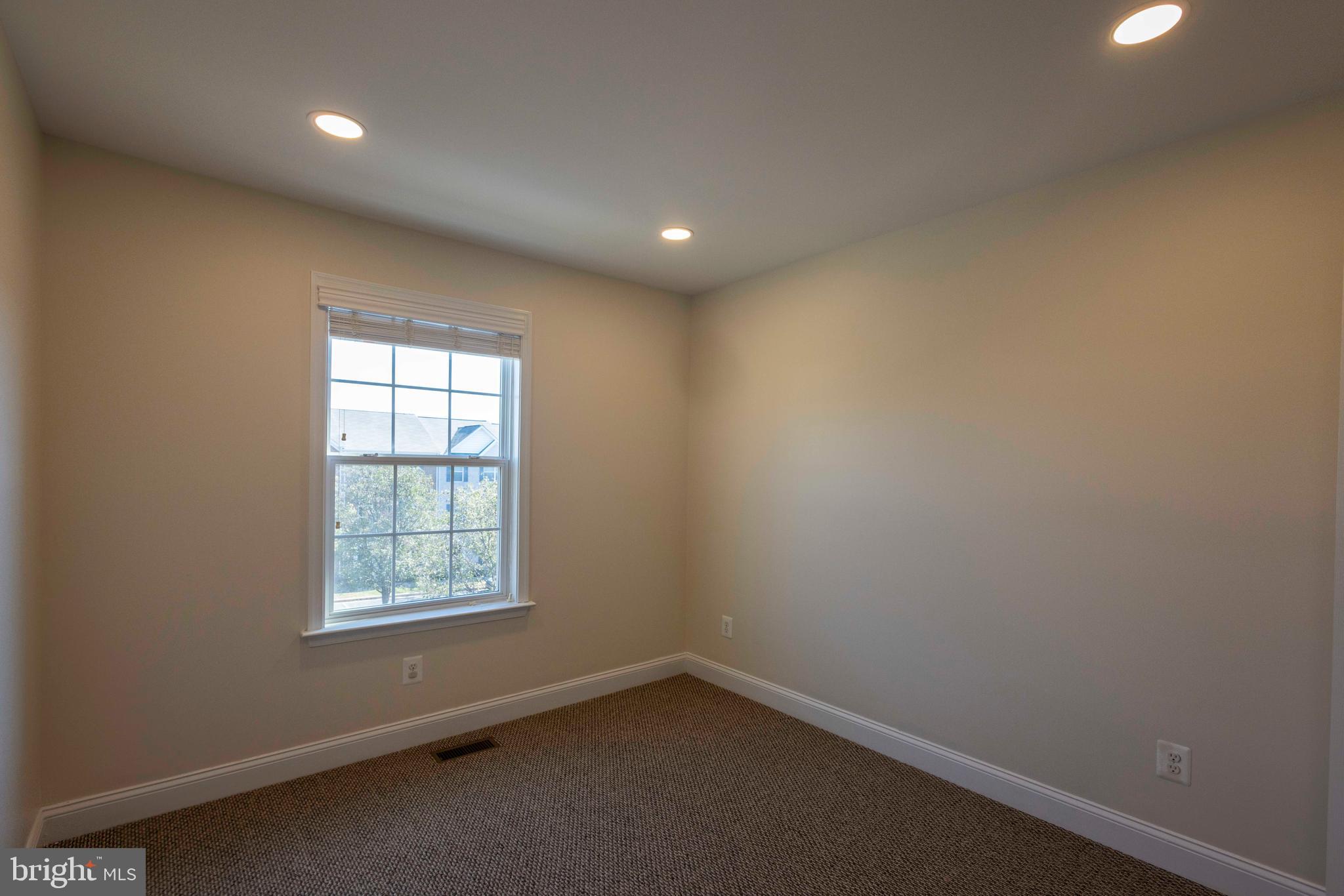 WASHINGTON VILLAGE - Residential Lease