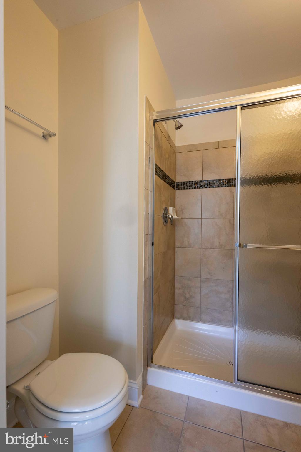 WASHINGTON VILLAGE - Residential Lease