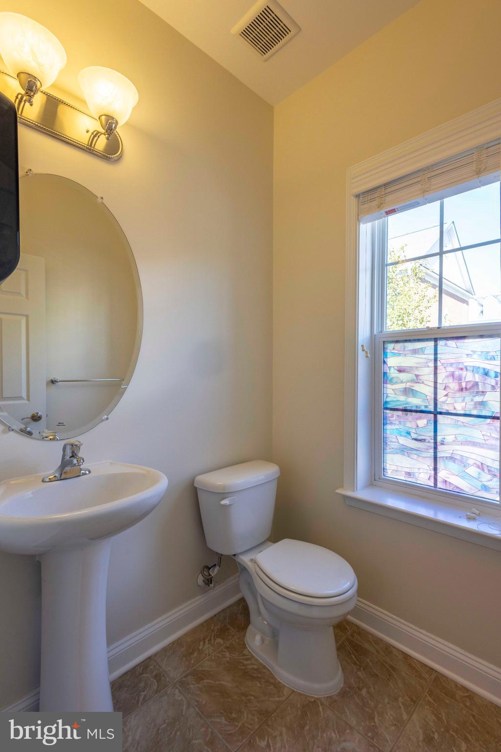 WASHINGTON VILLAGE - Residential Lease