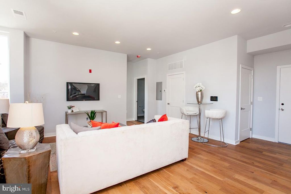 Photo of 5938 Henry Avenue #8, PHILADELPHIA, PA 19128 (MLS # PAPH2592654)