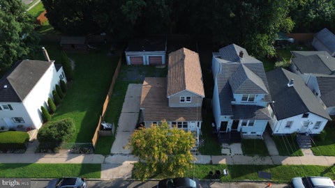 Multifamily For Sale - 229 Parkinson Ave<br/> HAMILTON, NJ 08609