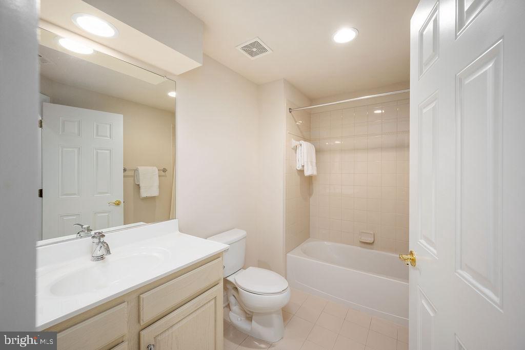 POWELLS LANDING - Residential