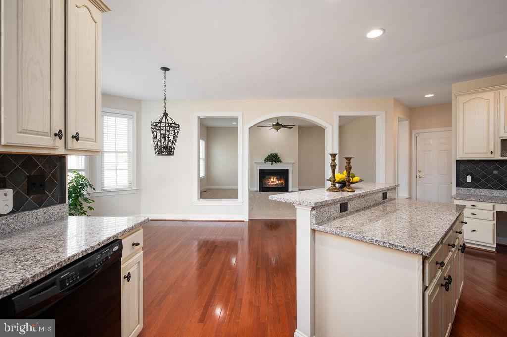 POWELLS LANDING - Residential