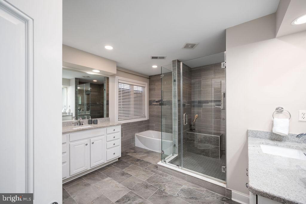 POWELLS LANDING - Residential