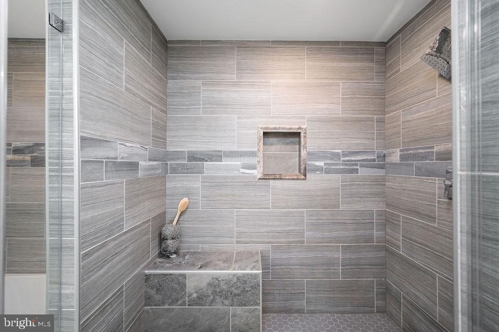 POWELLS LANDING - Residential