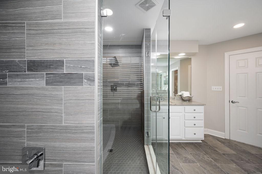 POWELLS LANDING - Residential