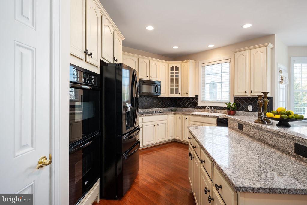 POWELLS LANDING - Residential