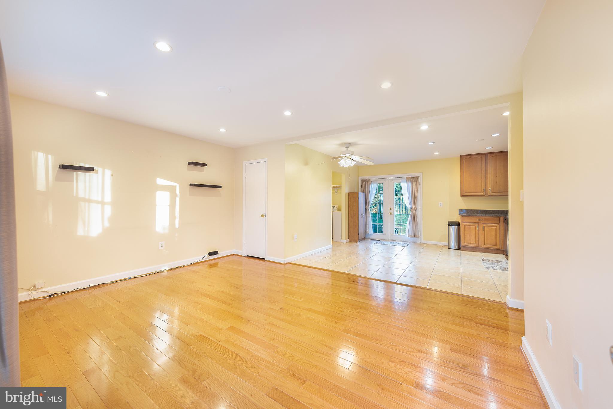 DALE CITY - Residential