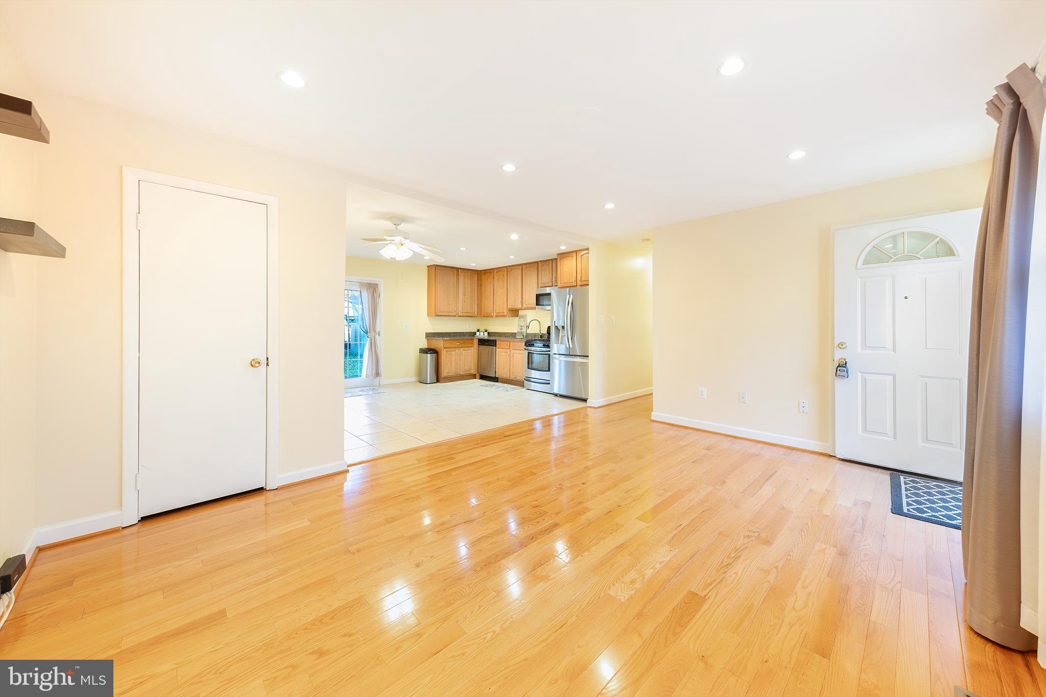 DALE CITY - Residential