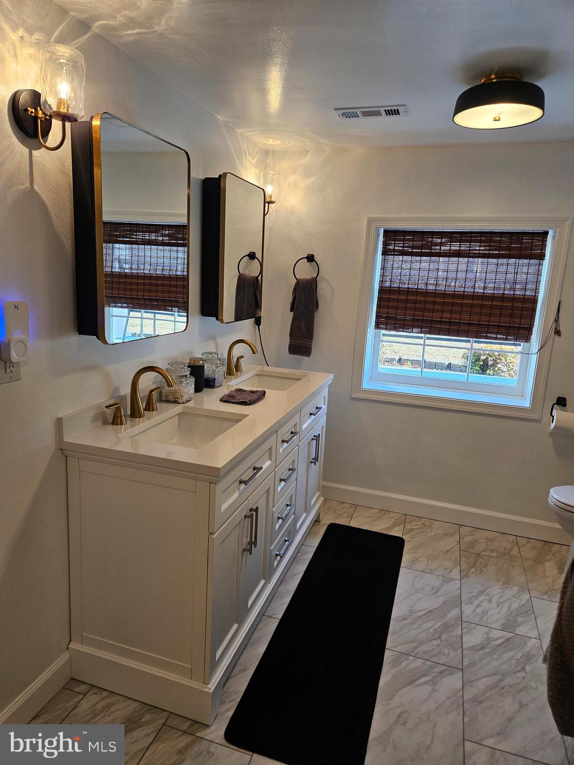 SUTTON - Residential