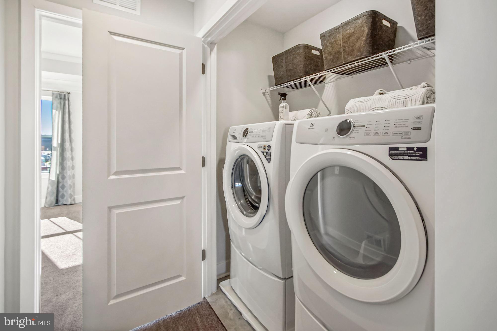 ST. CHARLES - Residential