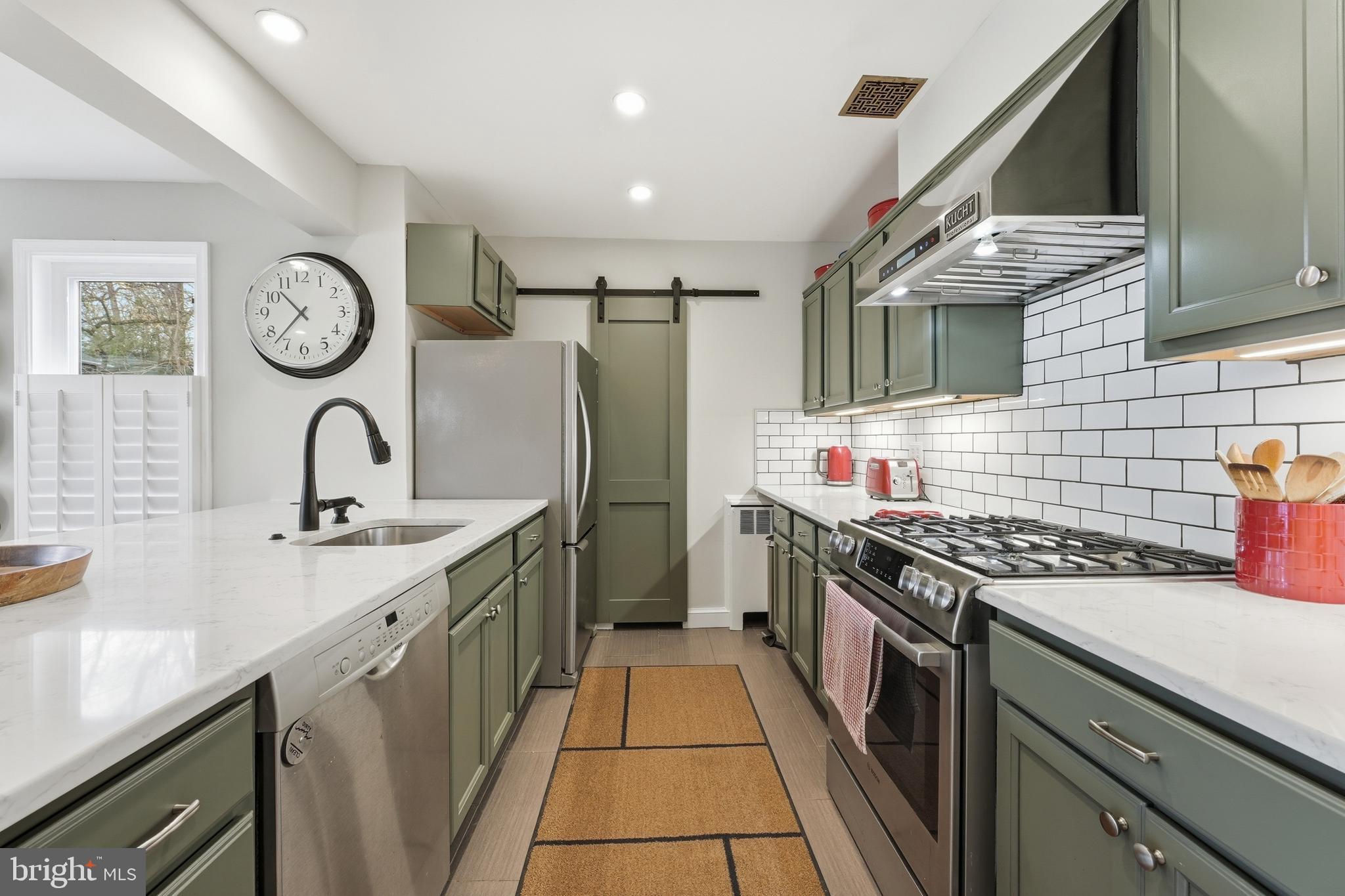 HIGHLAND VIEW - Residential