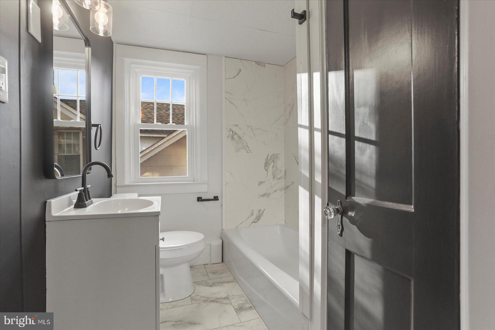 WEST MANCHESTER - Residential