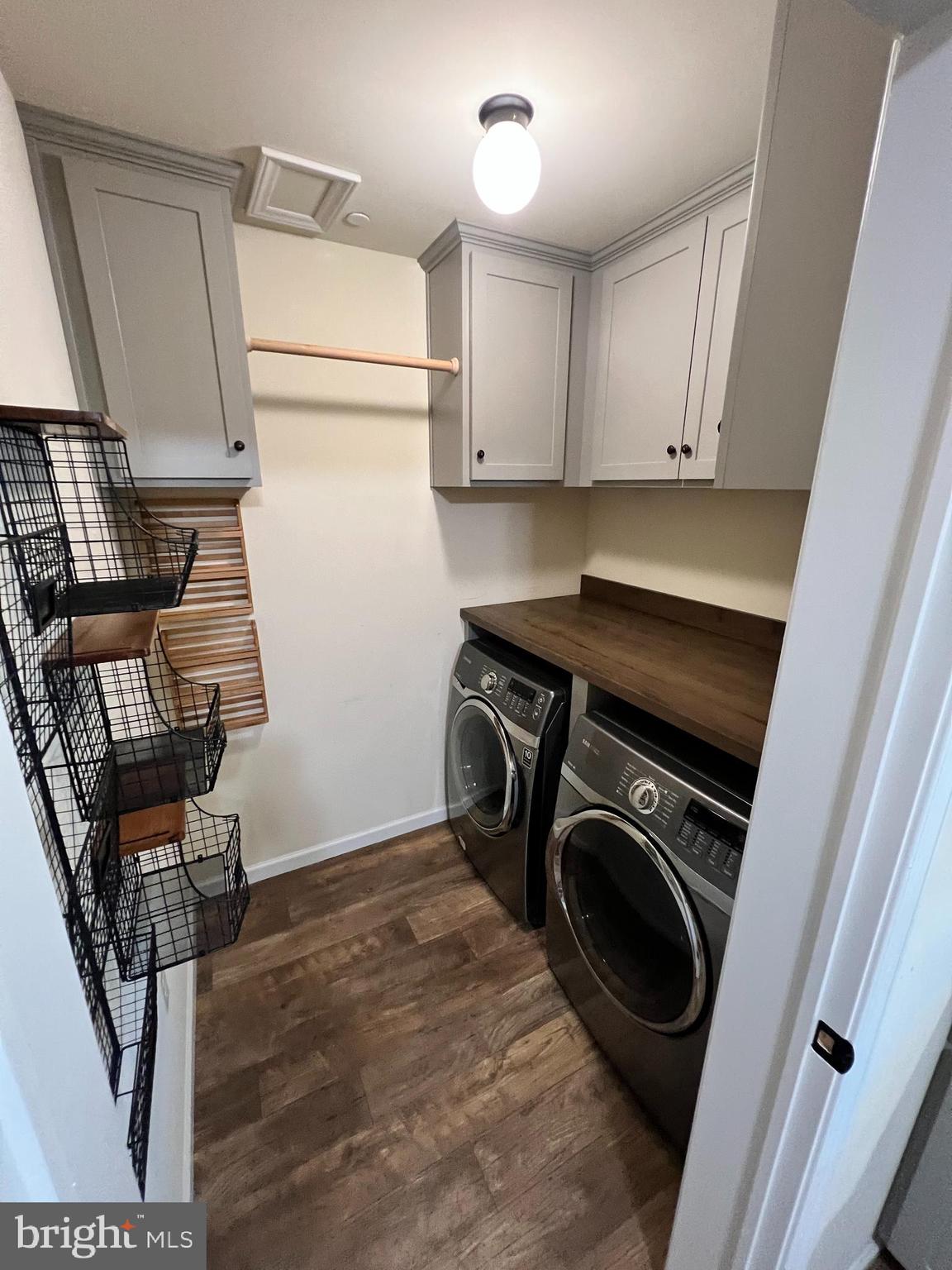 TRAIL SIDE - Residential Lease