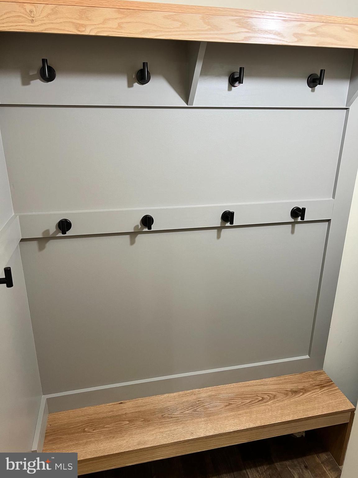 TRAIL SIDE - Residential Lease