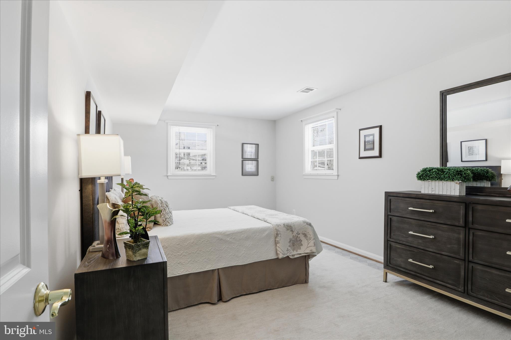 CAMELOT - Residential