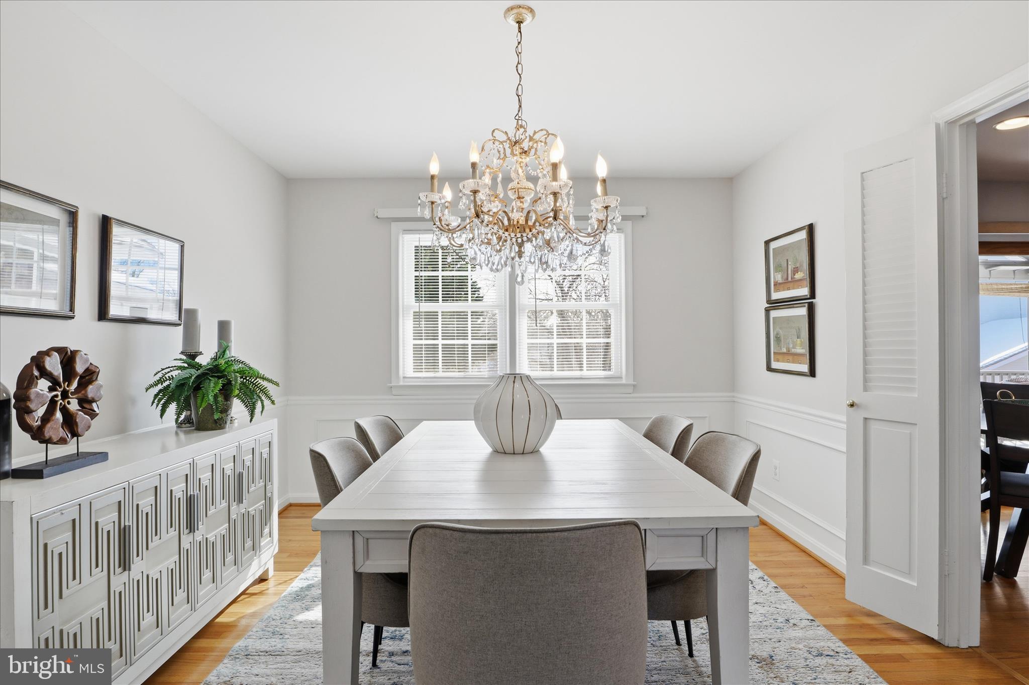 CAMELOT - Residential