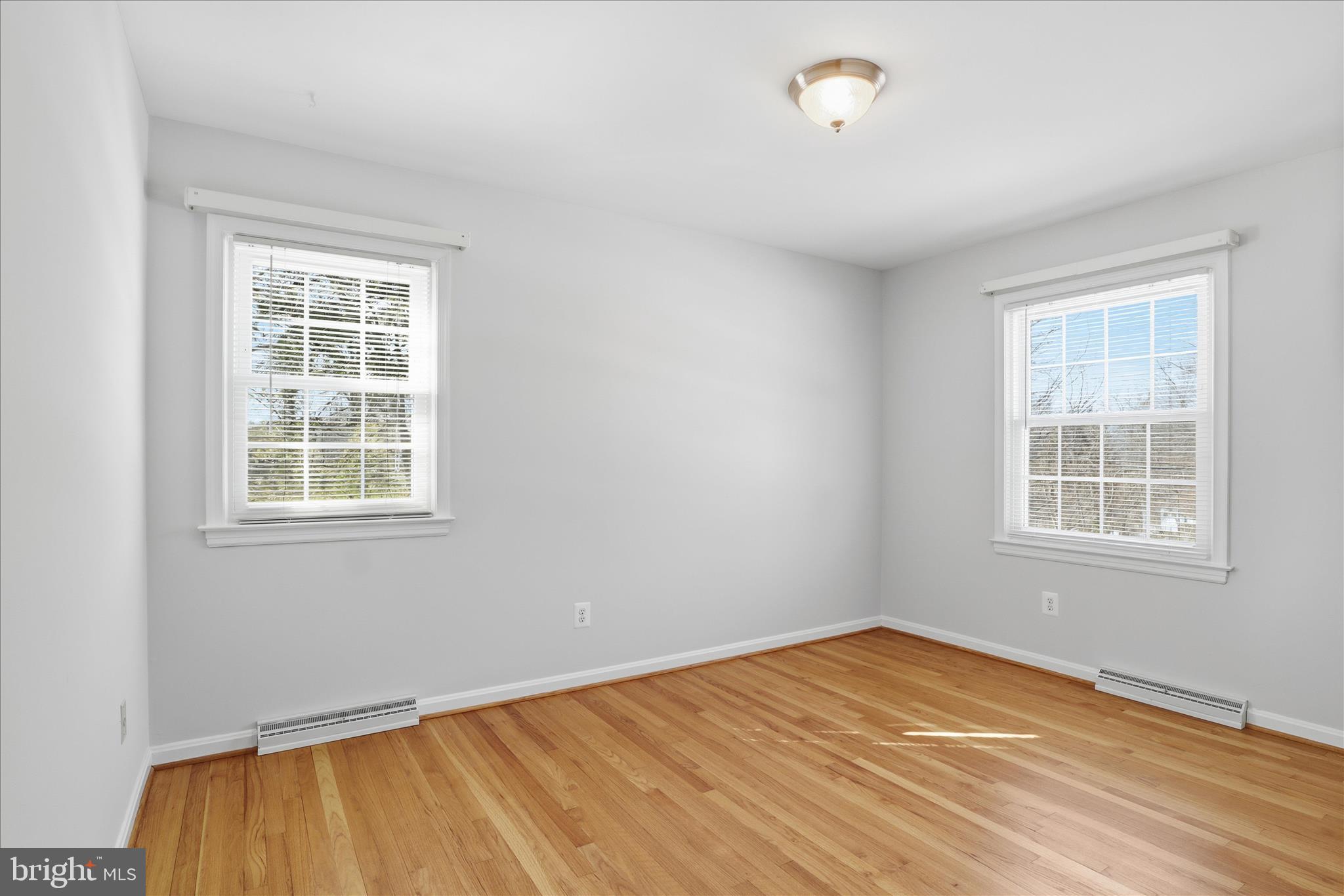 CAMELOT - Residential