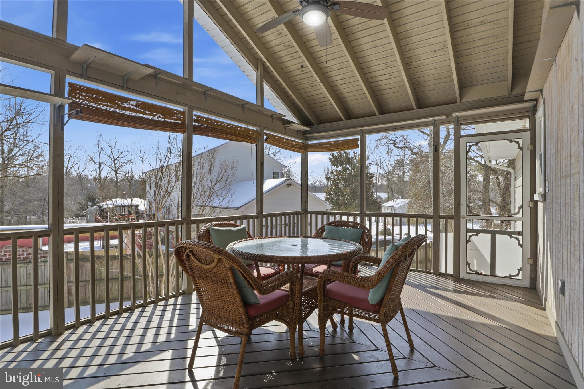 CAMELOT - Residential