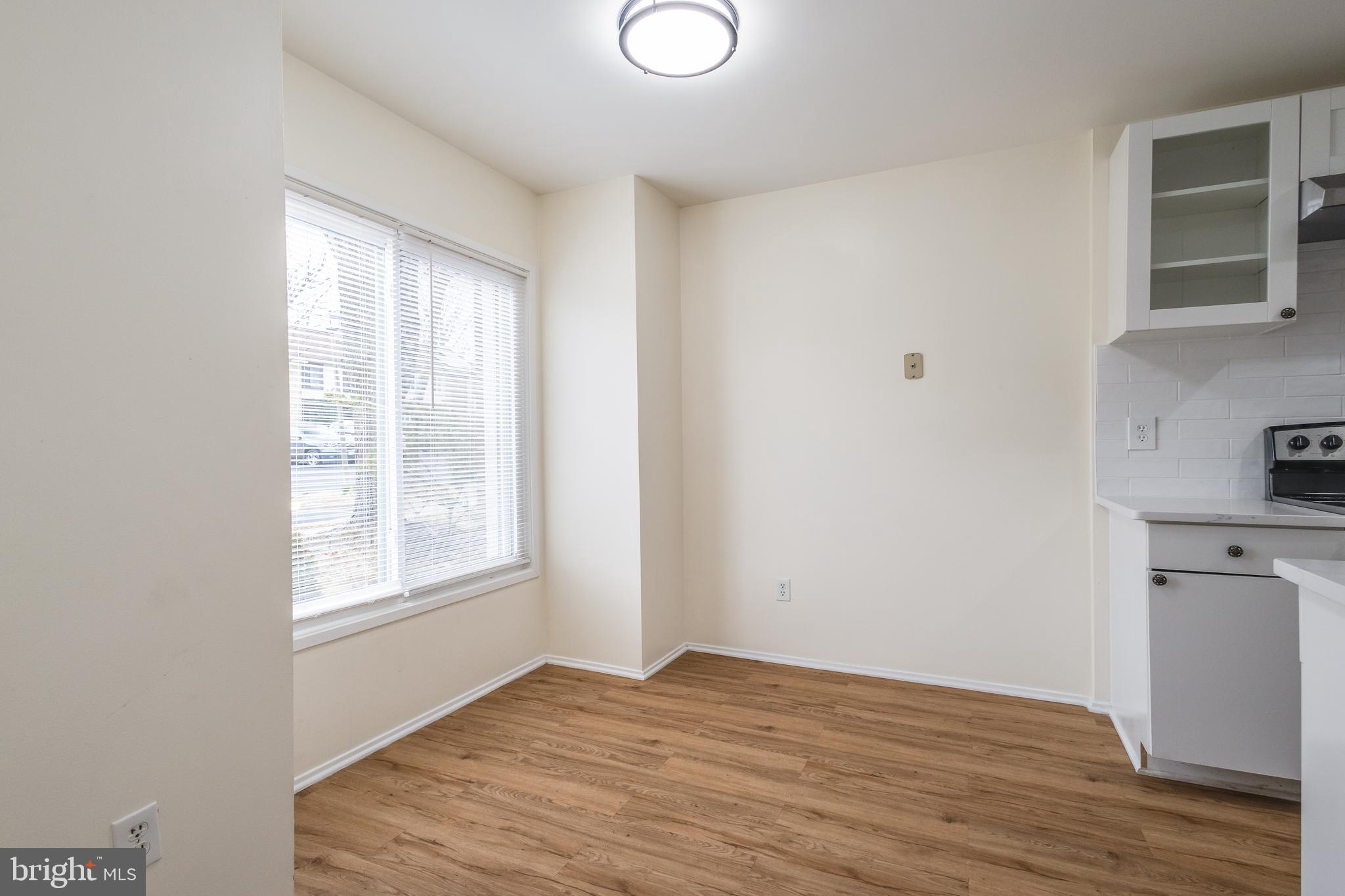 2950 CAMBRIDGE DRIVE