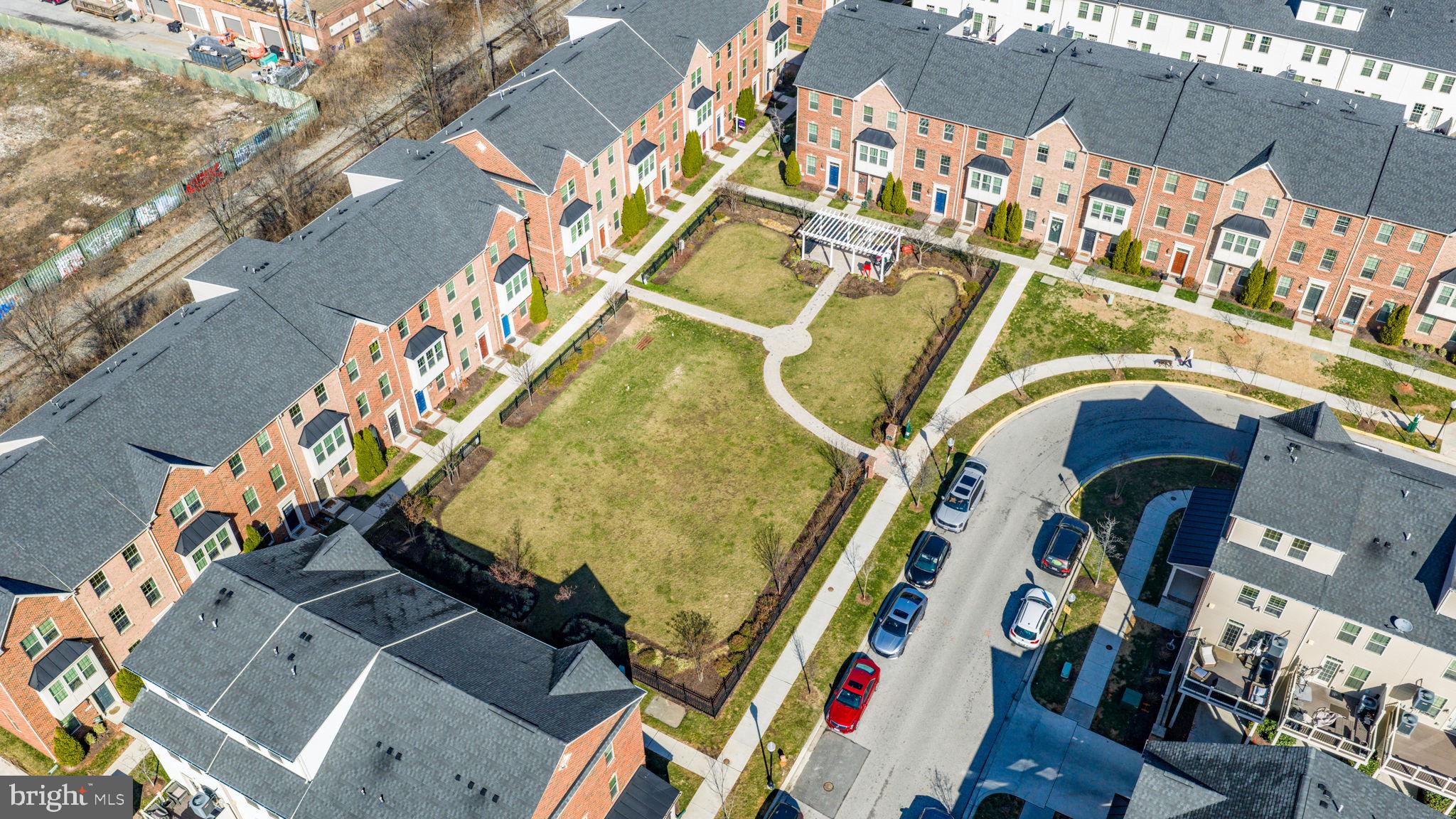 O'DONNELL SQUARE - Residential