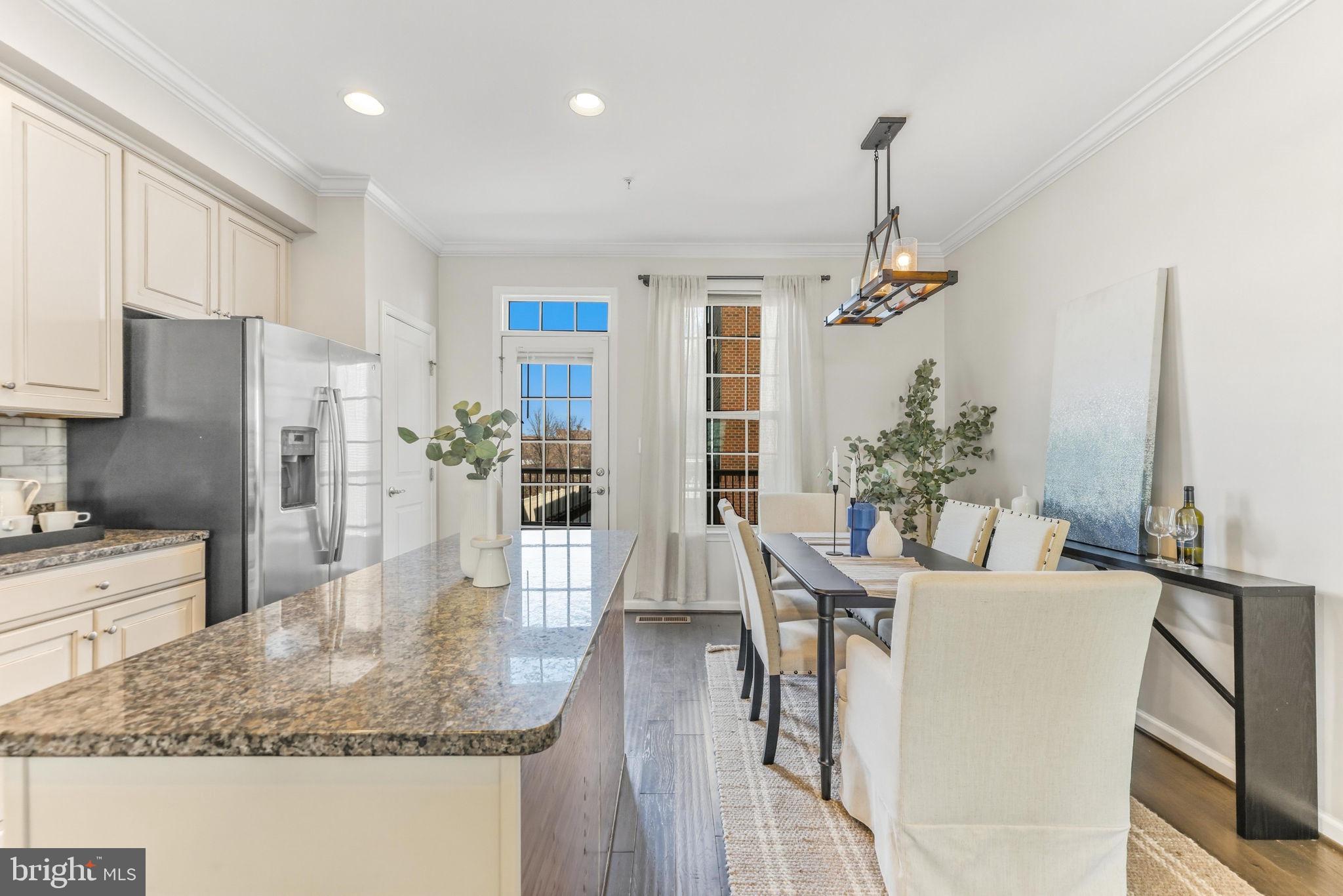 O'DONNELL SQUARE - Residential