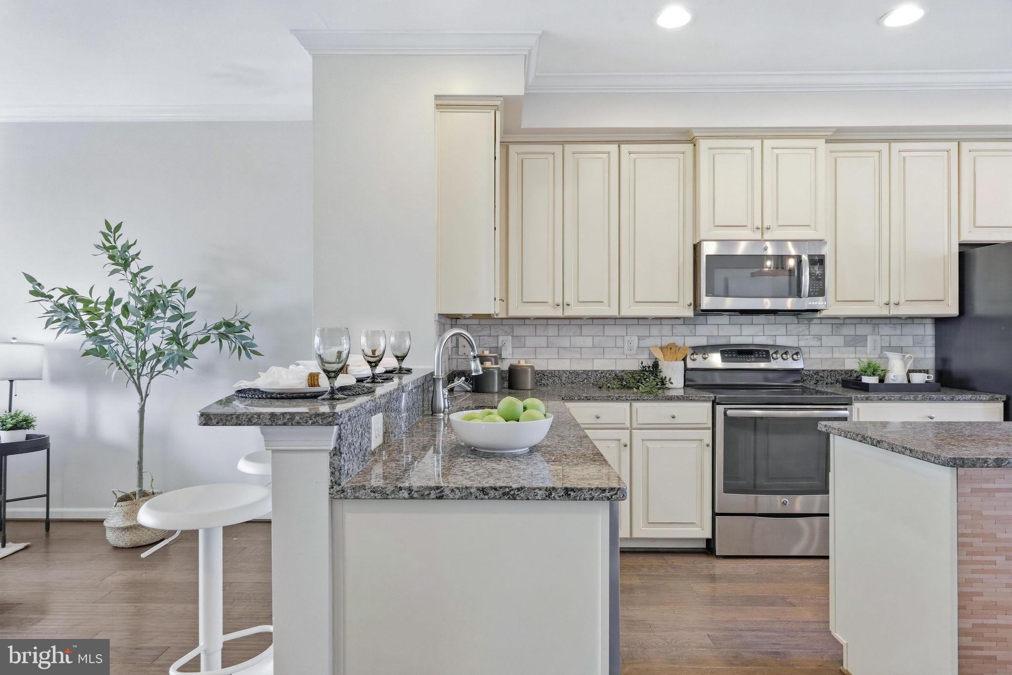 O'DONNELL SQUARE - Residential