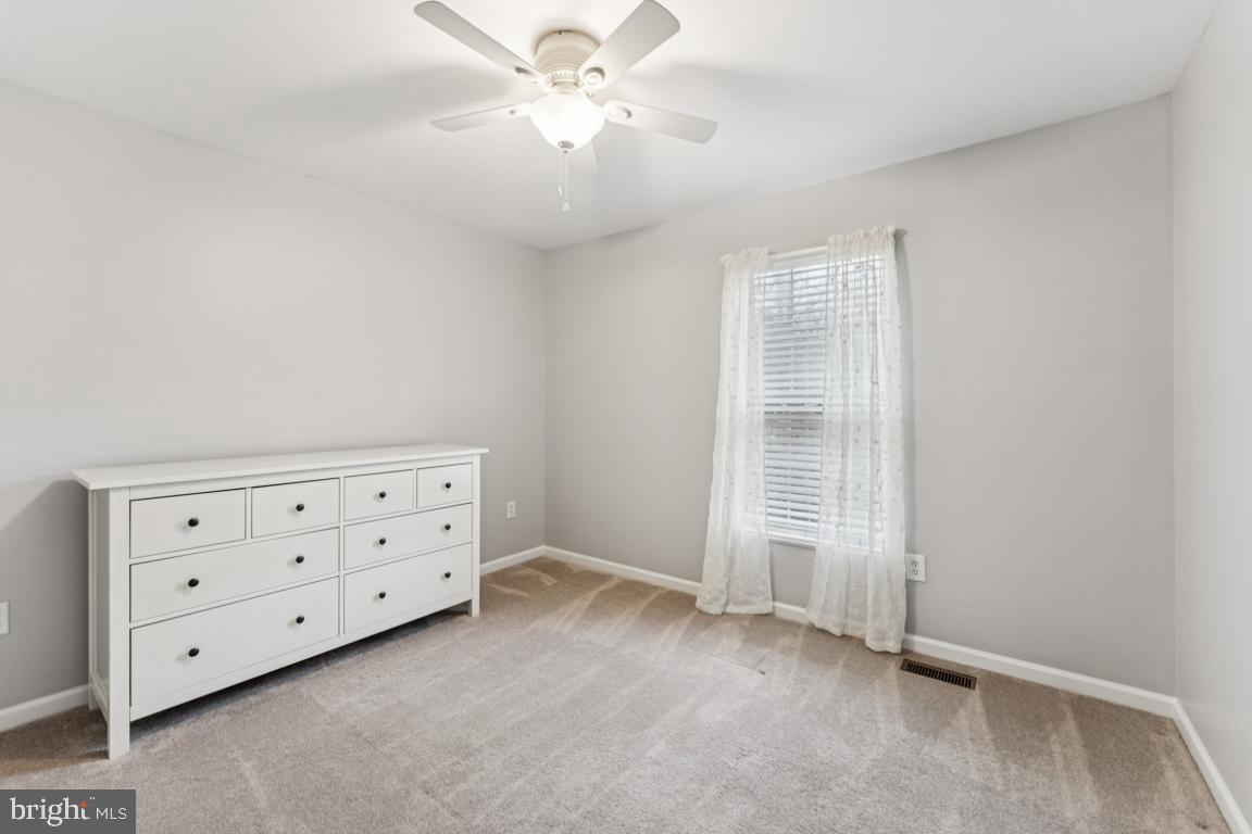 WEST LAUREL ACRES - Residential