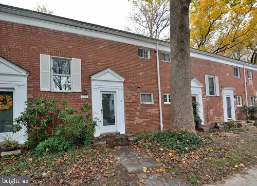 PARKFAIRFAX - Residential Lease