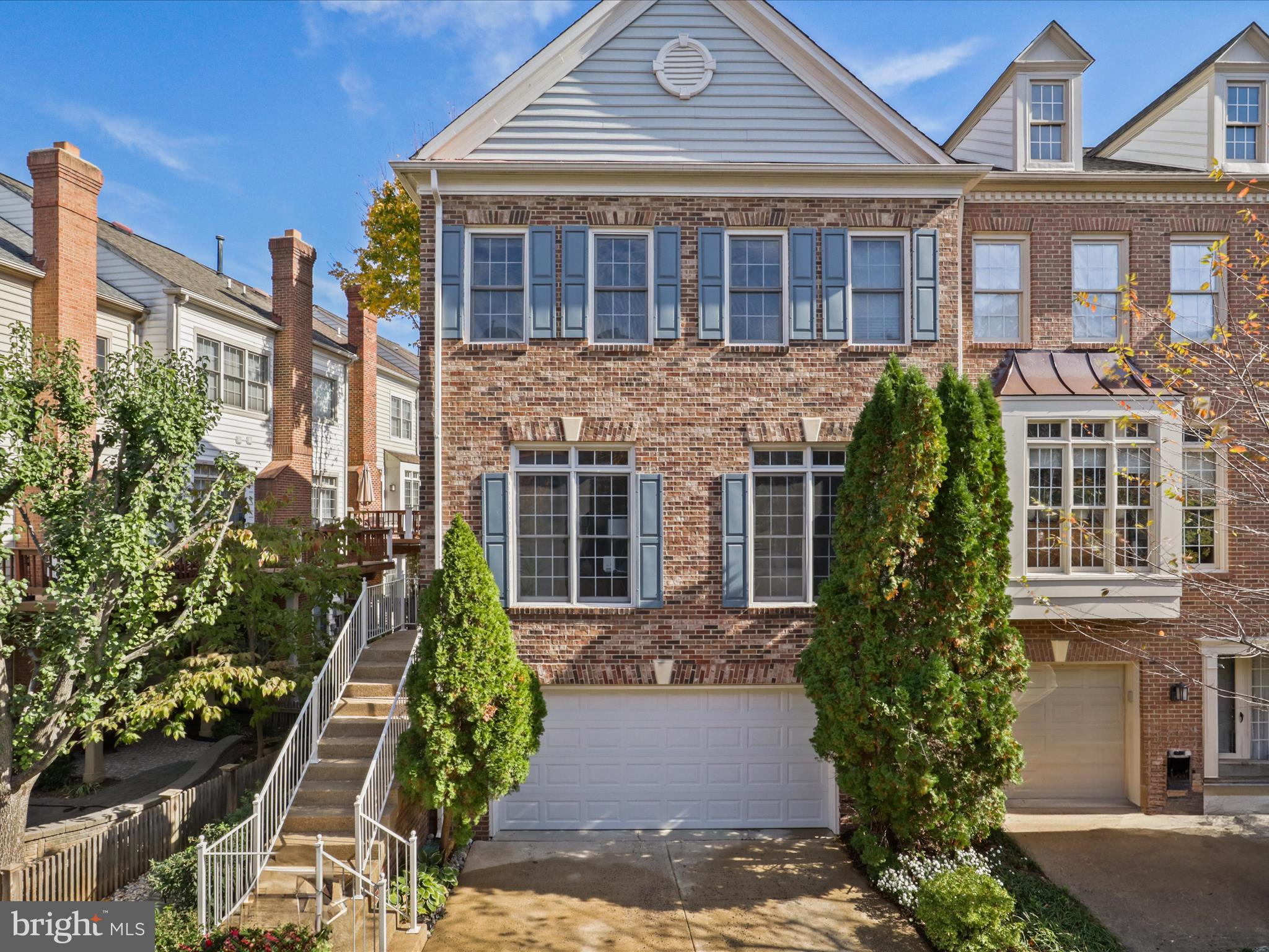 STONEGATE - Residential