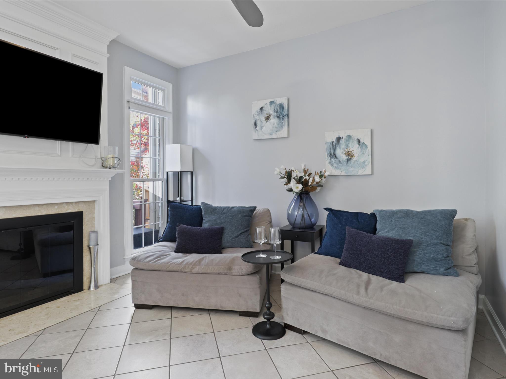 STONEGATE - Residential