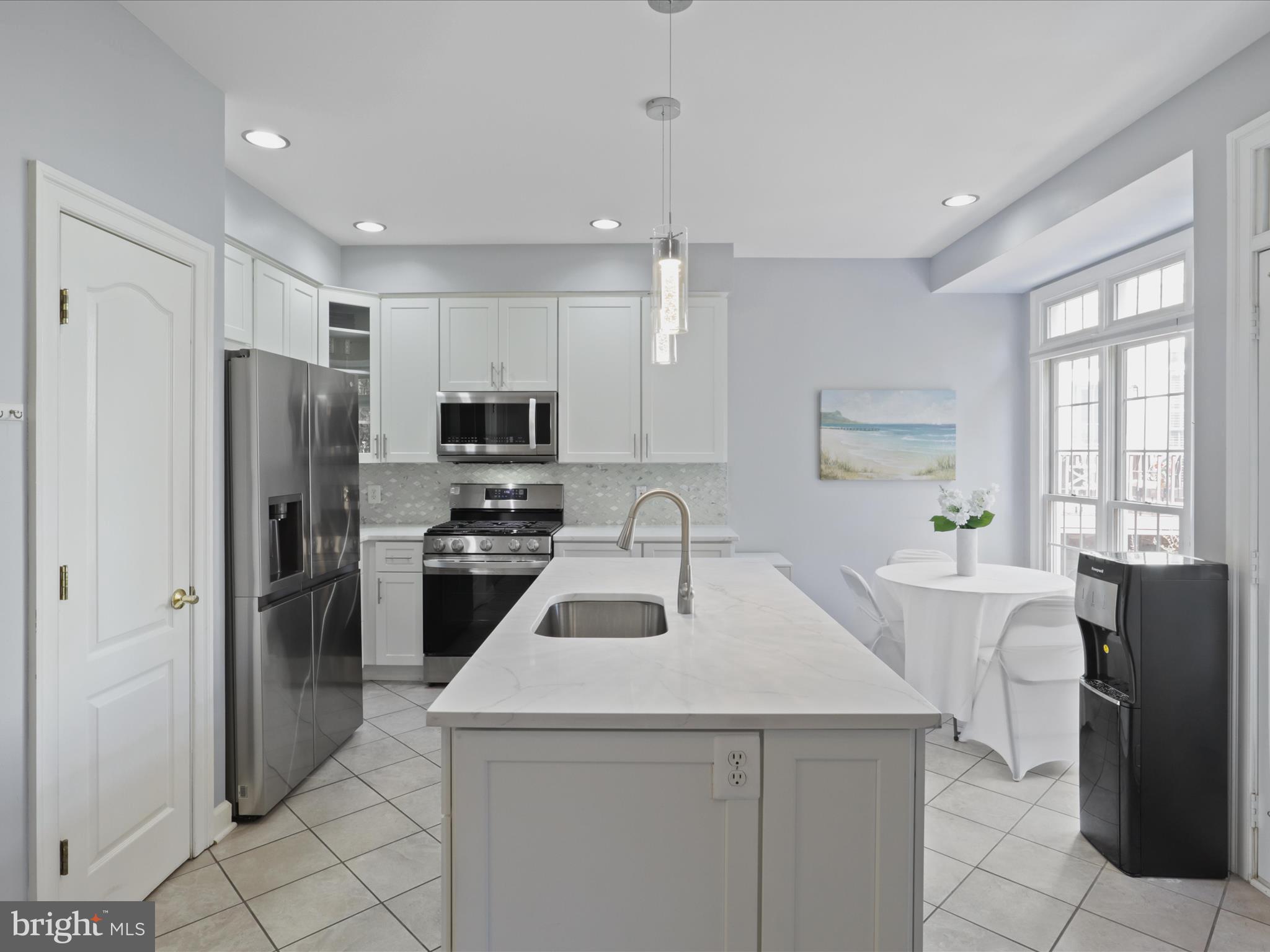 STONEGATE - Residential