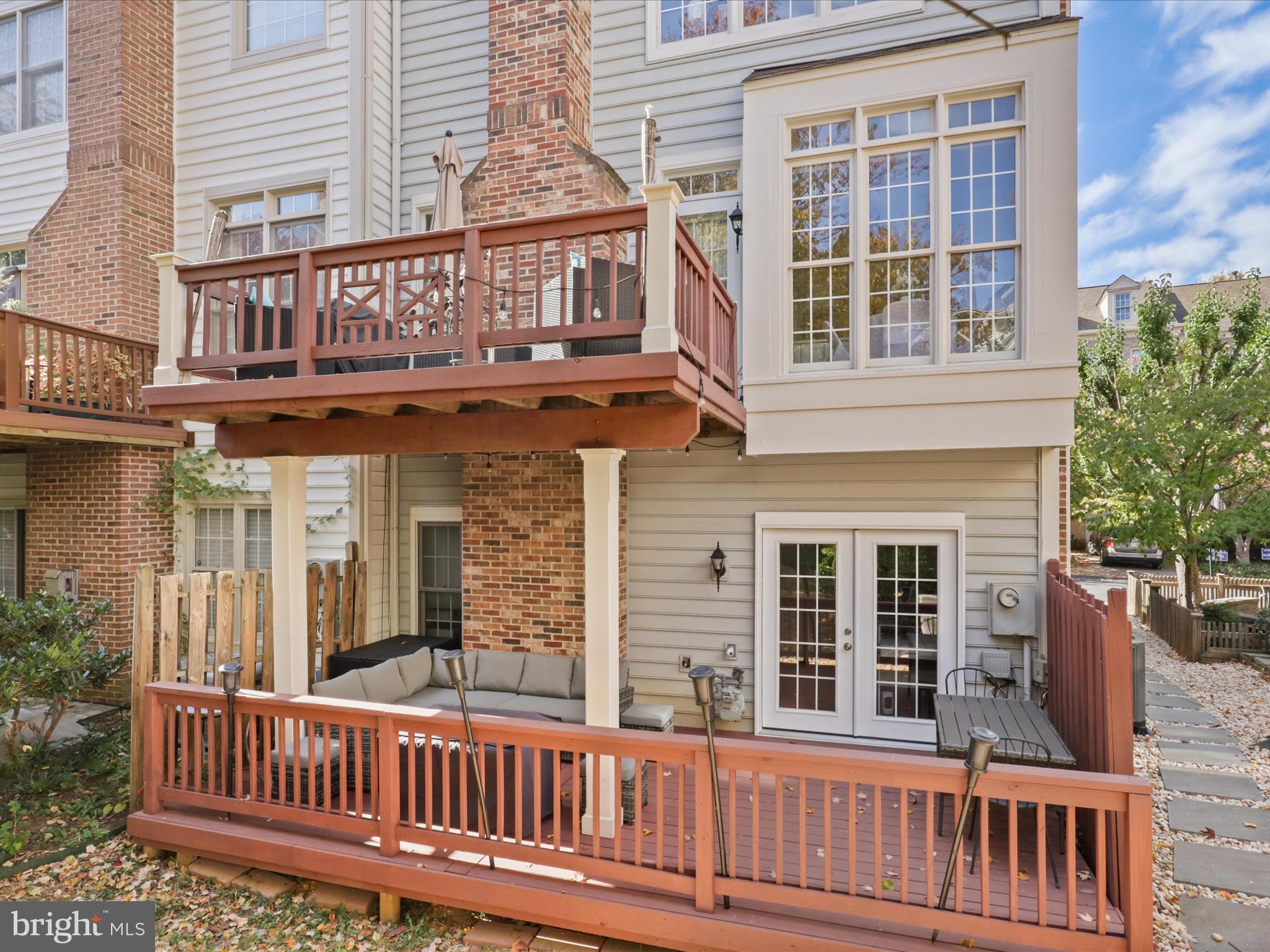 STONEGATE - Residential