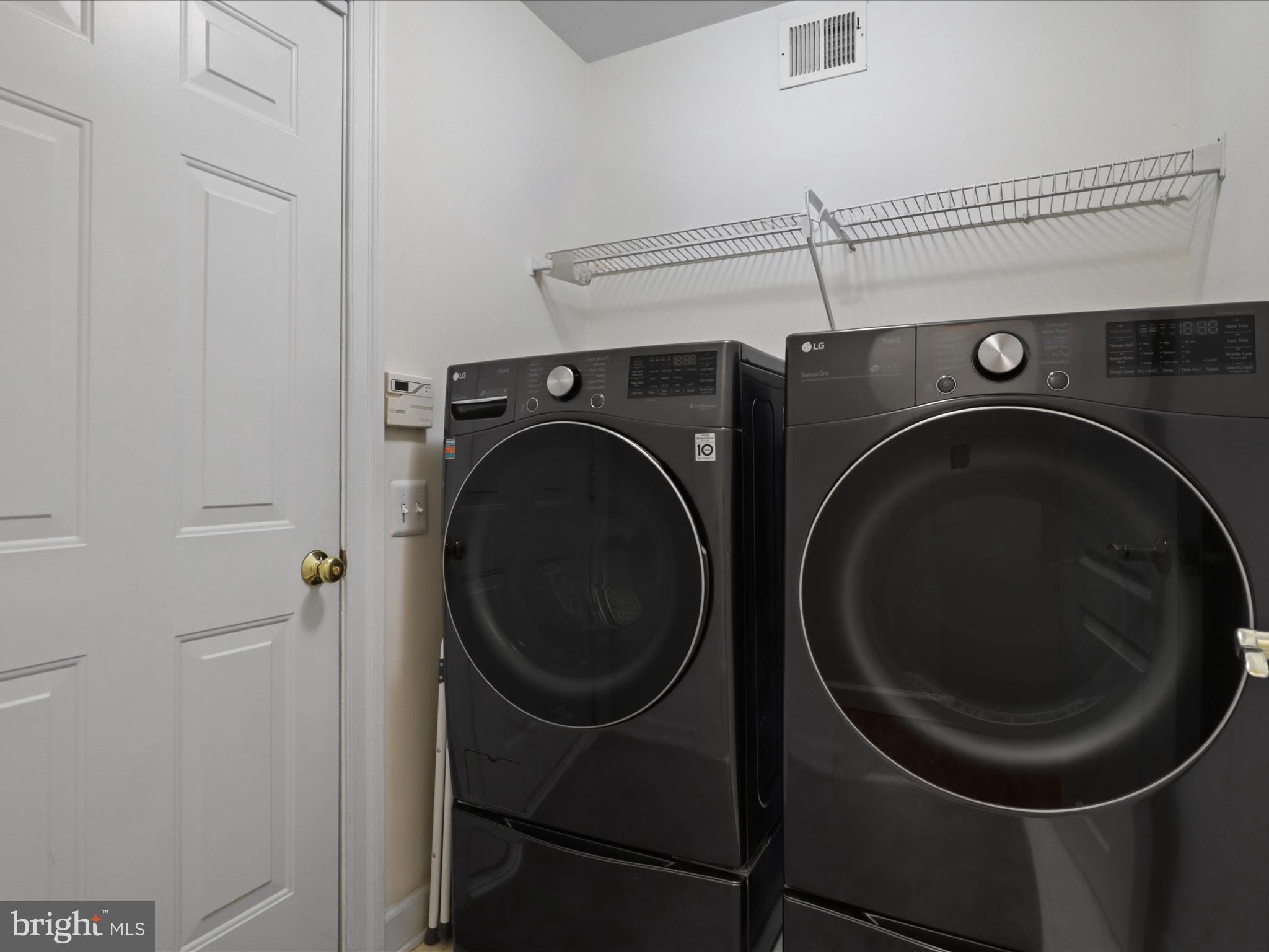 STONEGATE - Residential