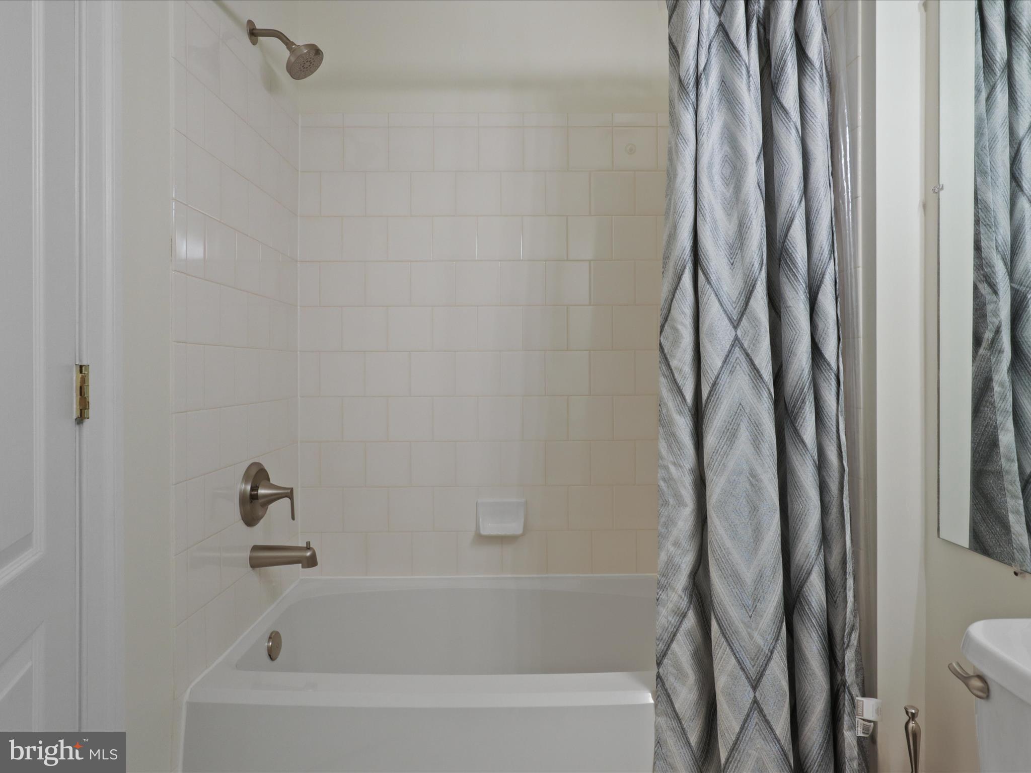 STONEGATE - Residential