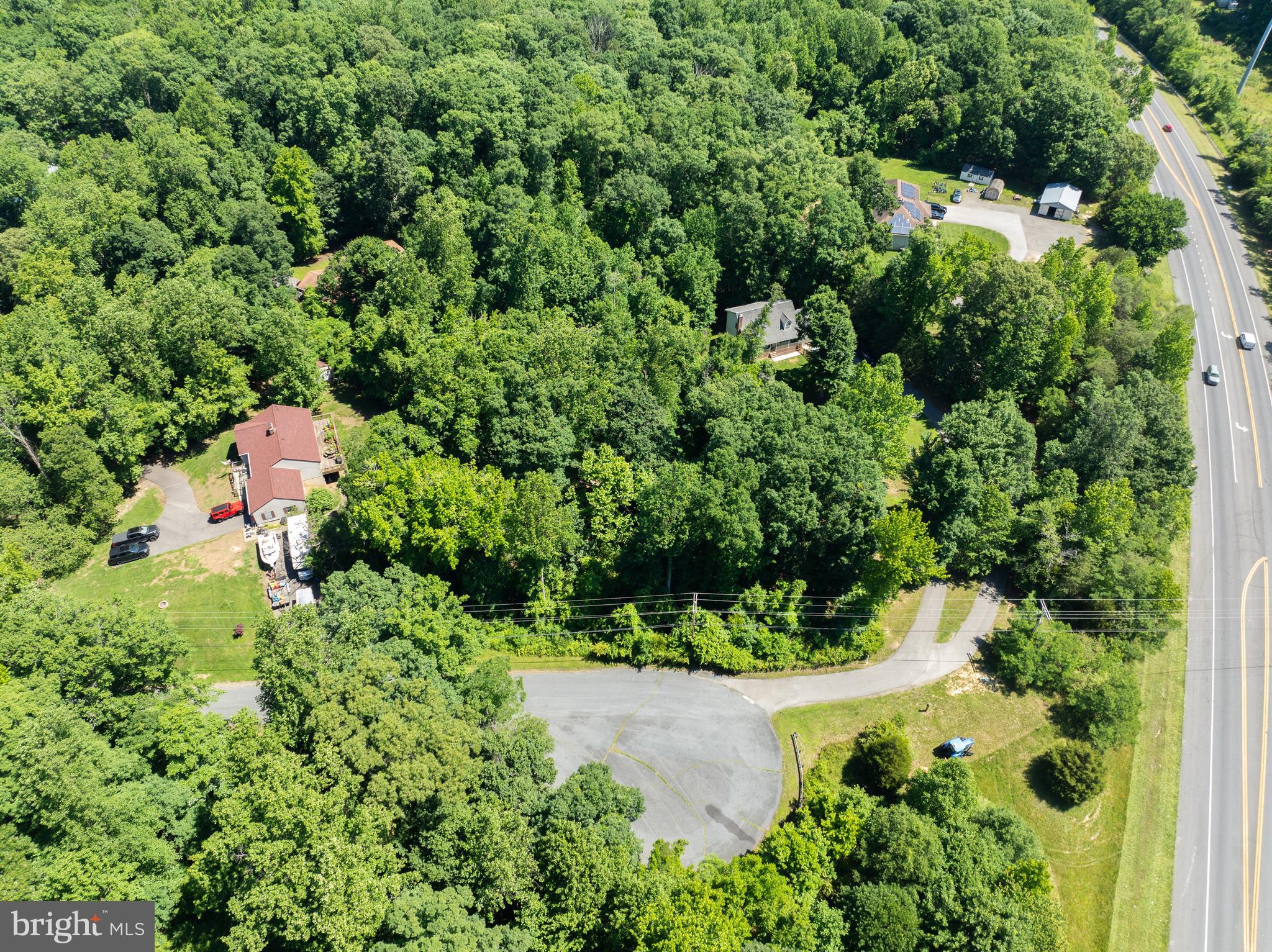 45570 SEVEN GABLES LANE