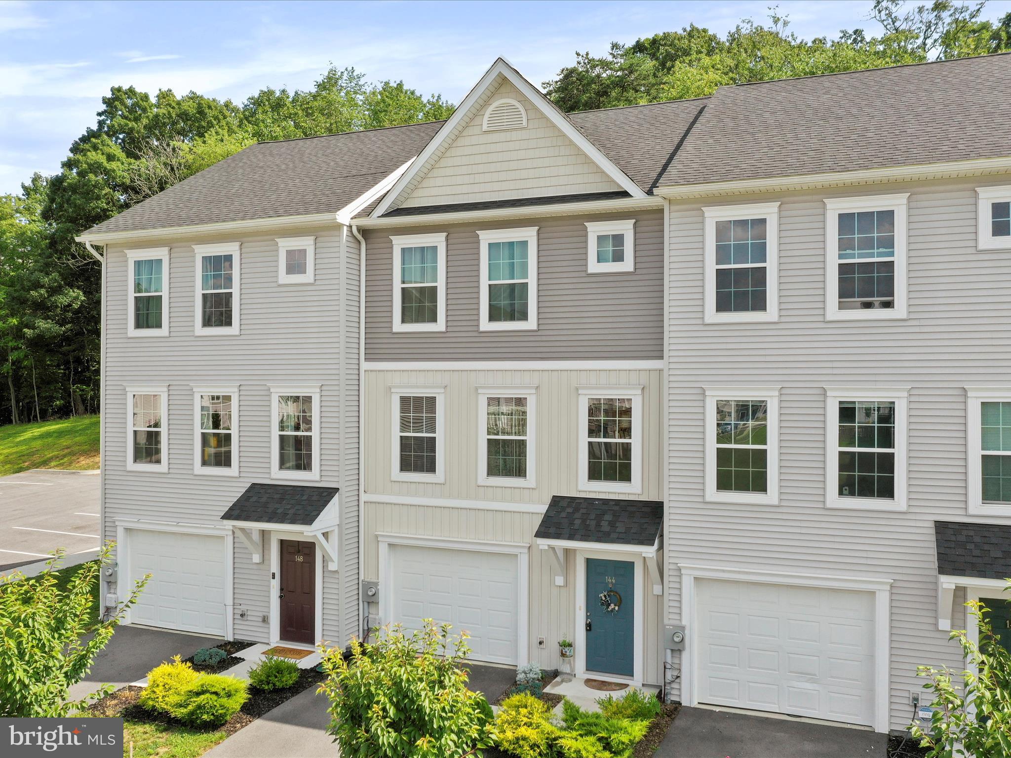 BRIDLE CREEK - Residential