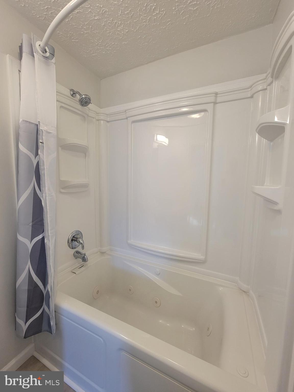 SPARROWS POINT MANOR - Residential