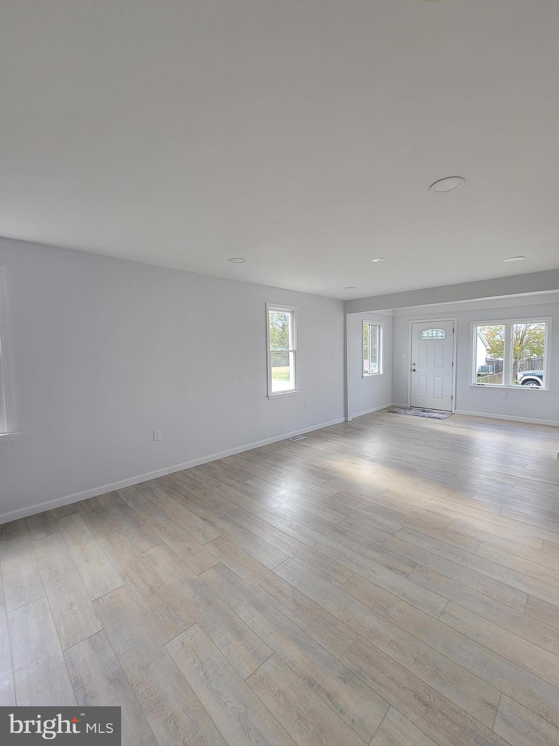 SPARROWS POINT MANOR - Residential