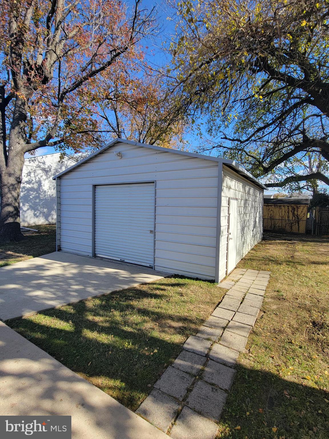 SPARROWS POINT MANOR - Residential