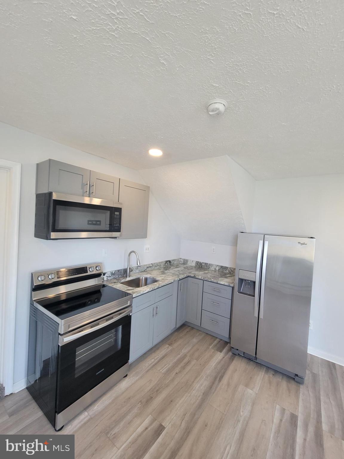 SPARROWS POINT MANOR - Residential