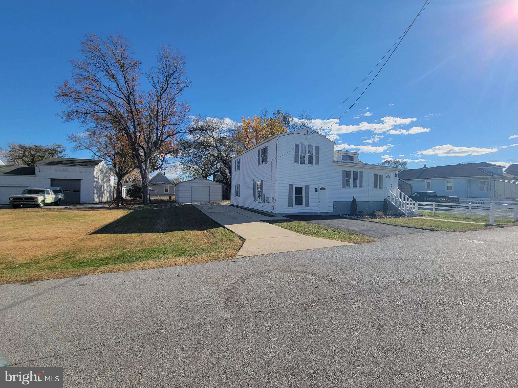 SPARROWS POINT MANOR - Residential